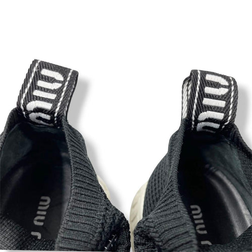 Miu Sneakers 35