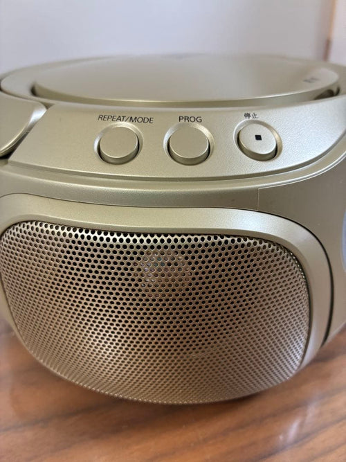 Aiwa Cd, Md Cassette Decks Cr-10D Radio Player