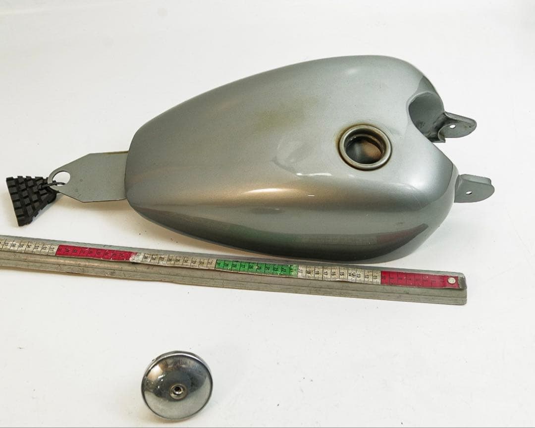 Yamaha Motor Tanks Sr400 2%