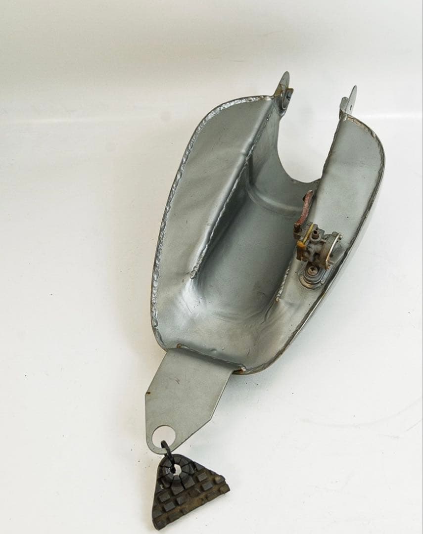 Yamaha Motor Tanks Sr400 2%