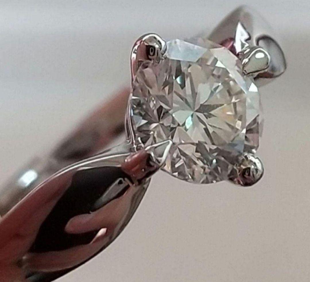 Bvlgari Rings 0.7Ct H