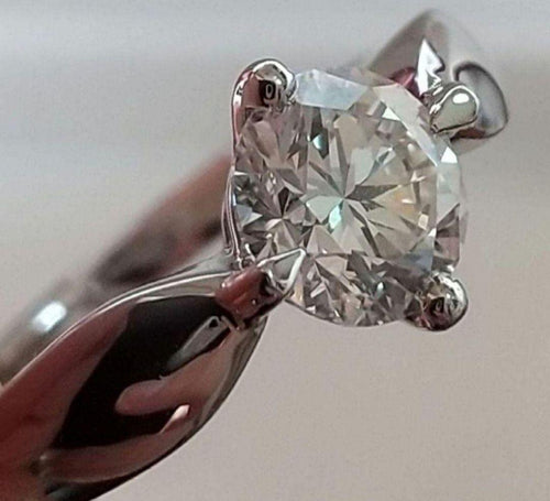 Bvlgari Rings 0.7Ct H