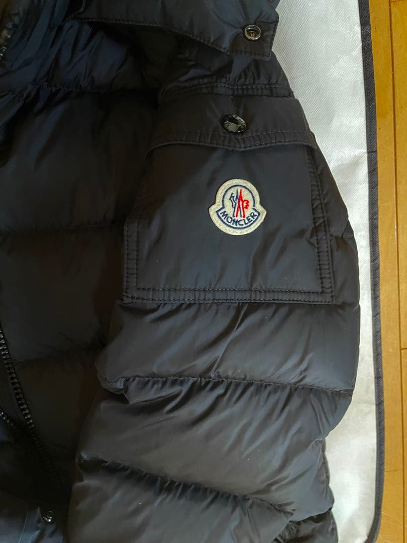 Moncler Down Jackets Mayaf