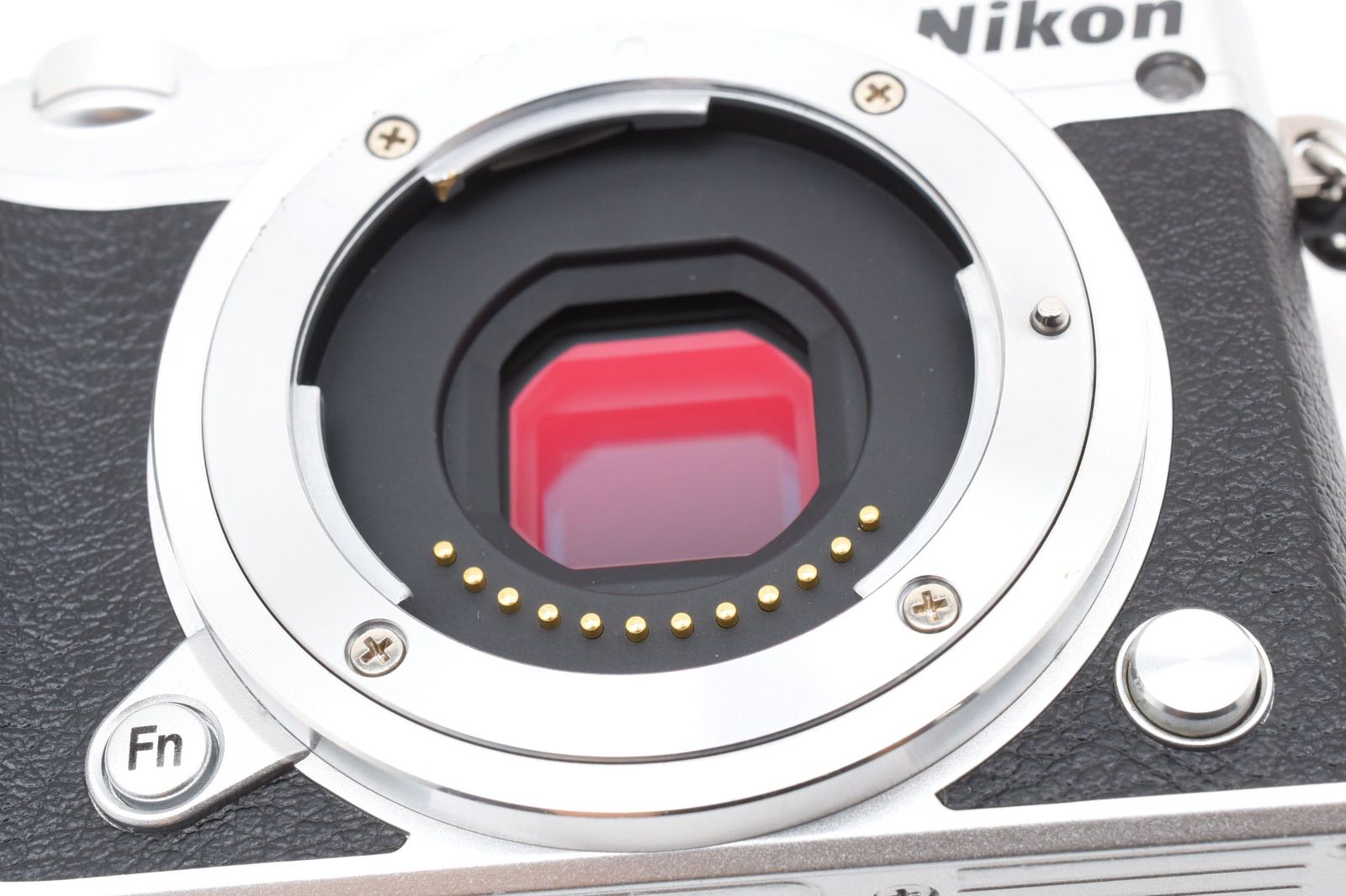 Nikon Mirrorless Interchangeable Lips :3,490 1 J5 4088