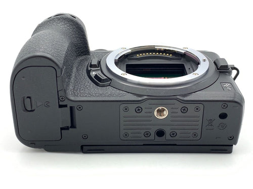 Mirrorless Interchangeable Lips Z5