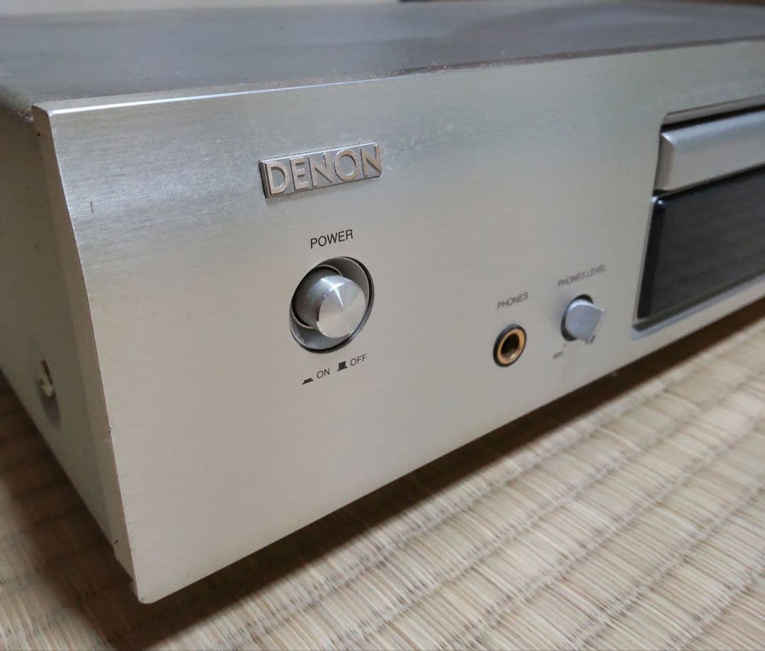 Cd Sacd Player Denon Dcd-755Ae