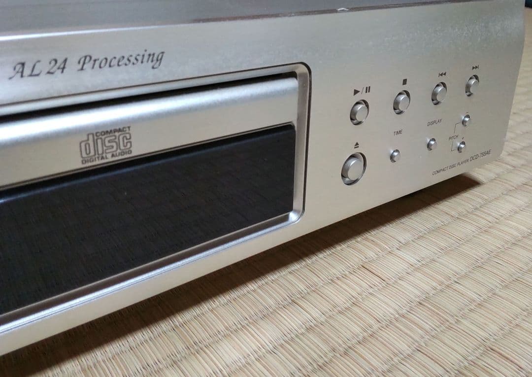 Cd Sacd Player Denon Dcd-755Ae