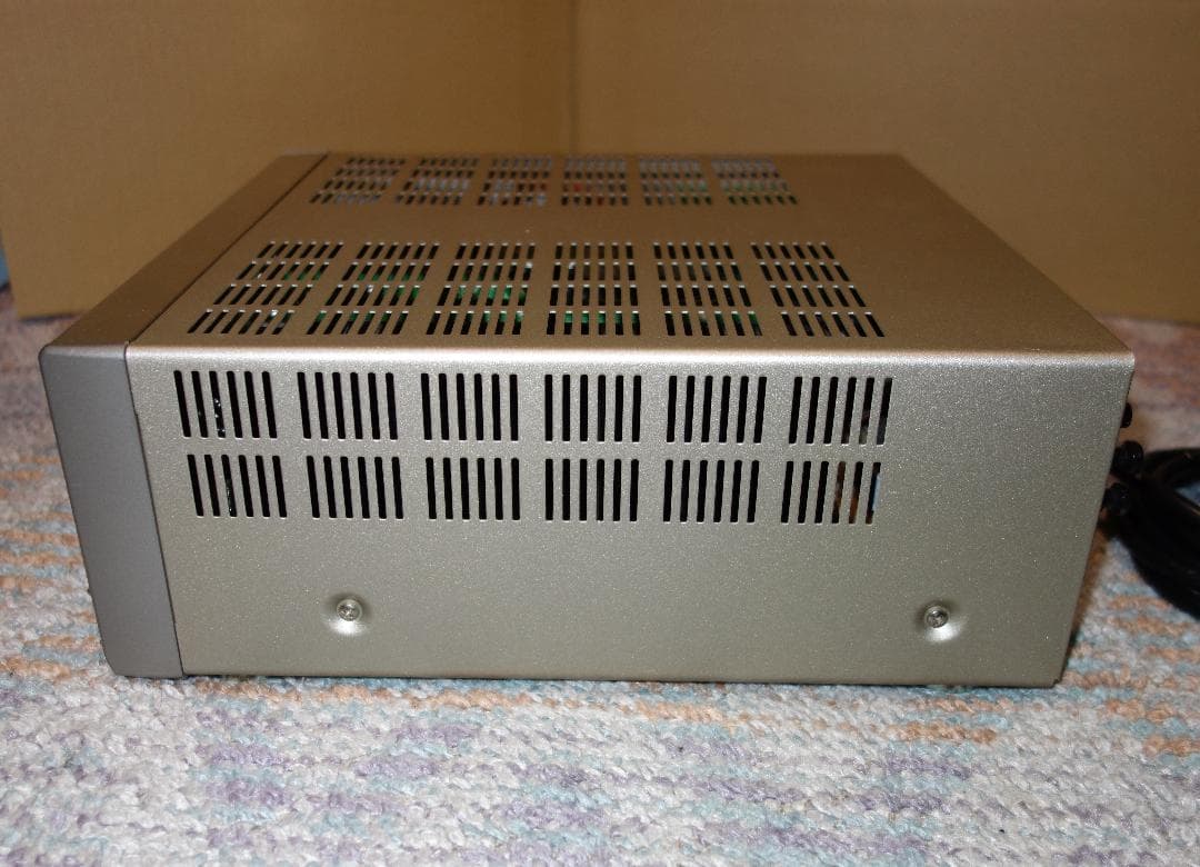 Onkyo Integrated Amplifiers A-922M