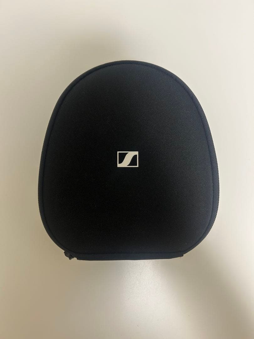 Sennheiser Wireless Headphones Accentum Plus