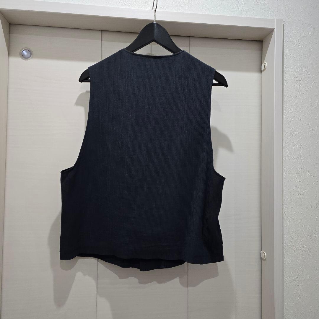 Pia Sports Vest