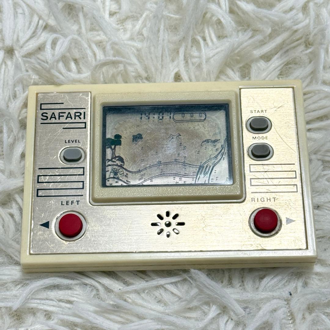 Citizen Other Q&Q Lsi Safari