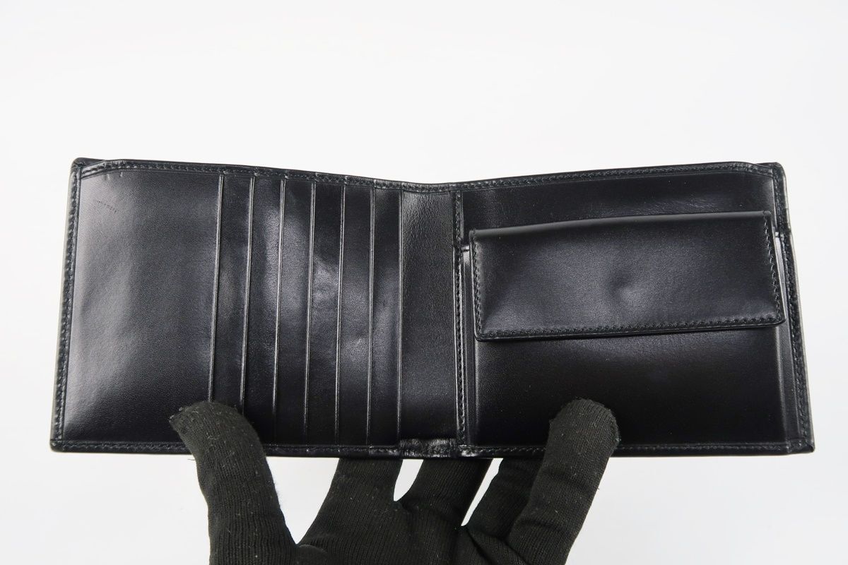 Gucci Bi-Fold Wallet 141857 2067 Ol65
