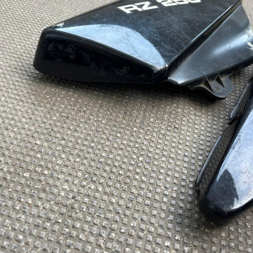 Yamaha Side Covers Rz250 4L3