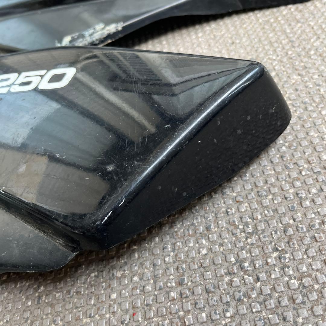 Yamaha Side Covers Rz250 4L3