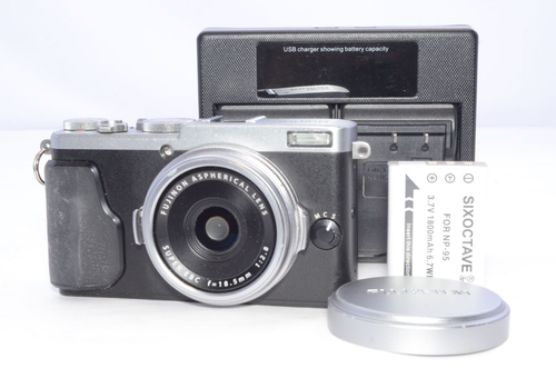 Compact Digital Camera Fujifilm X70 X70-S