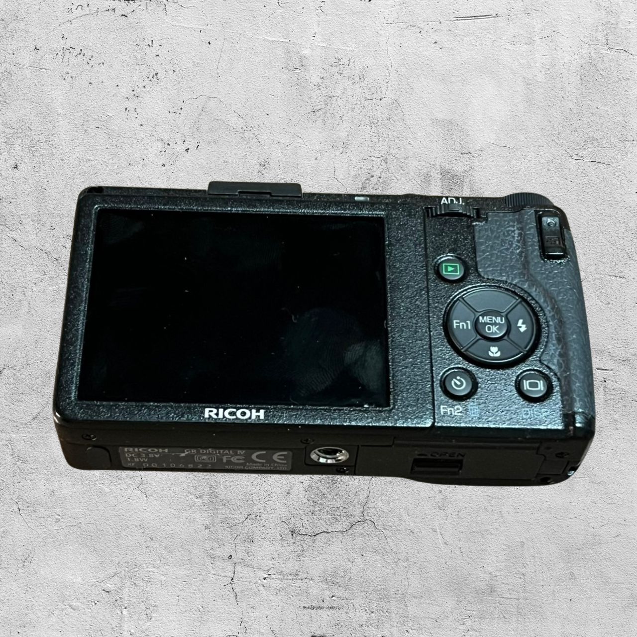 Compact Digital Camera Ricoh Gr Iv