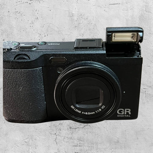 Compact Digital Camera Ricoh Gr Iv
