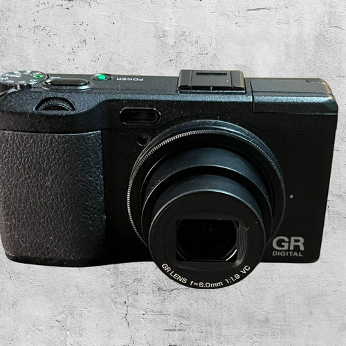 Compact Digital Camera Ricoh Gr Iv