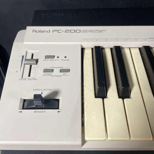 Roland Midi Keyboards Pads Pc-200