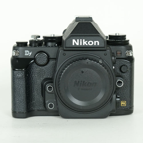 Nikon Digital Slr 44,160 Df F