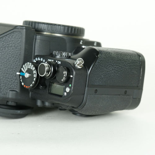 Nikon Digital Slr 44,160 Df F