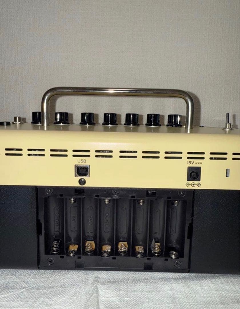 Guitar Amplifiers Yamaha Thr5
