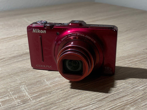 Compact Digital Camera 1625 Nikon Coolpix S9300