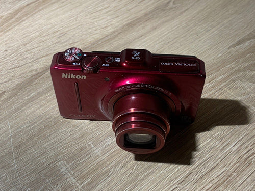 Compact Digital Camera 1625 Nikon Coolpix S9300
