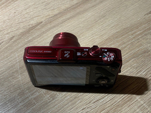 Compact Digital Camera 1625 Nikon Coolpix S9300