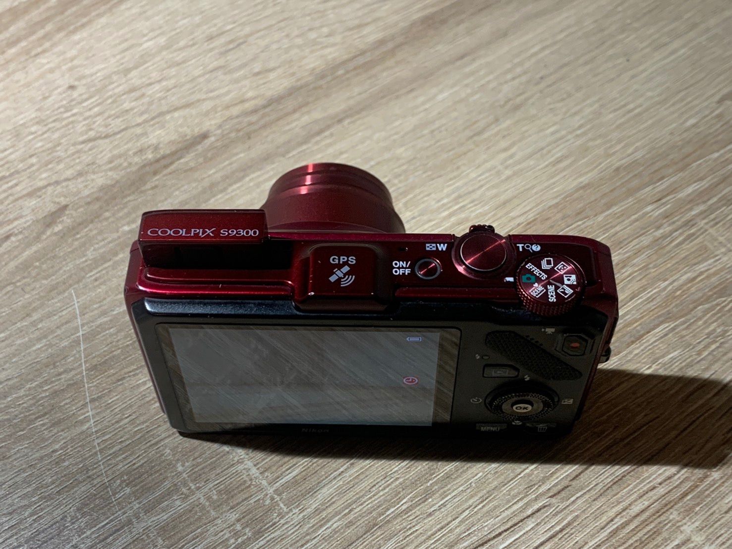 Compact Digital Camera 1625 Nikon Coolpix S9300