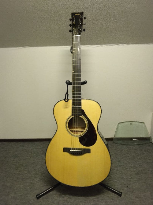 Yamaha Acoustic Guitar Fs9M
