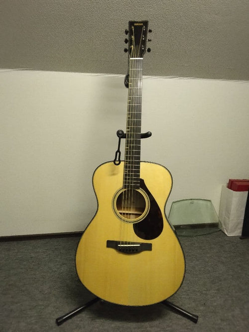 Yamaha Acoustic Guitar Fs9M