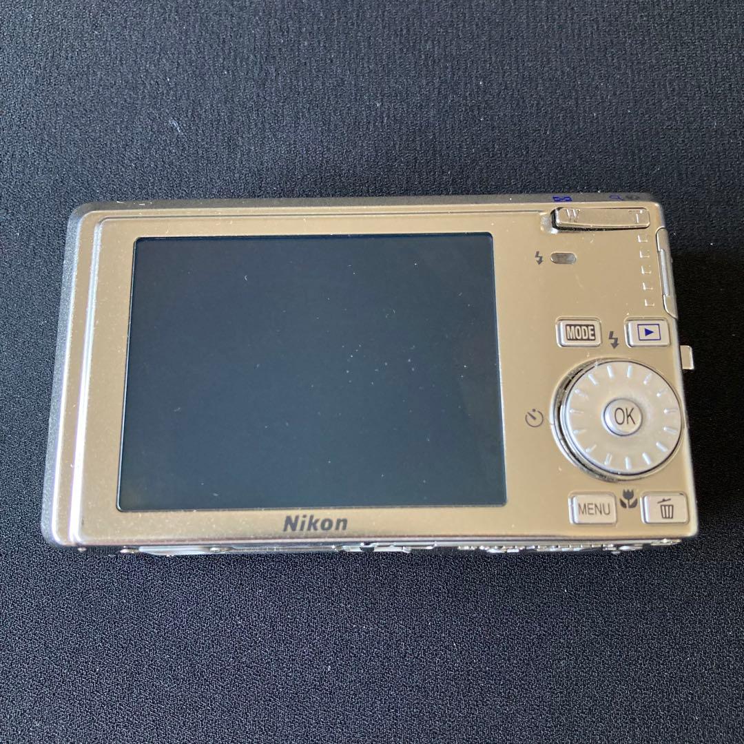 Nikon Compact Digital Camera Coolpix S510 Ccd