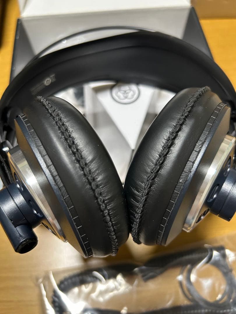 Akg Wired Headphones K240 Mkii