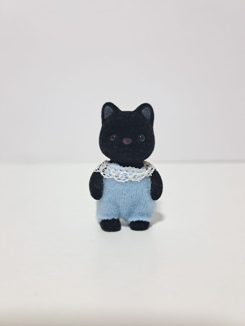Sylvanian Families Dolls 3