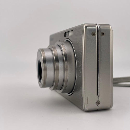 Nikon Compact Digital Camera Coolpix S500