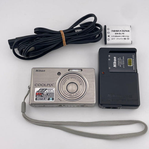 Nikon Compact Digital Camera Coolpix S500