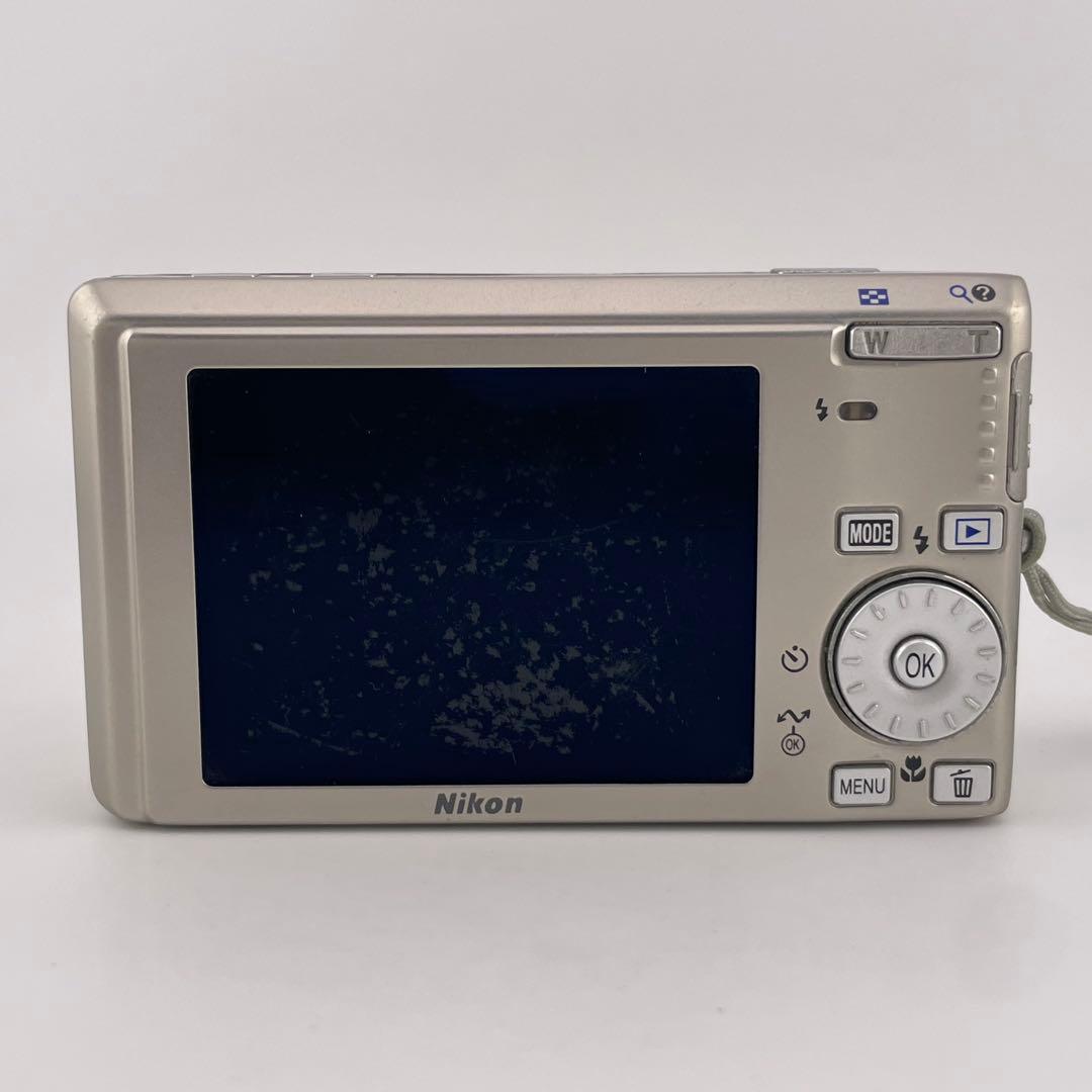 Nikon Compact Digital Camera Coolpix S500