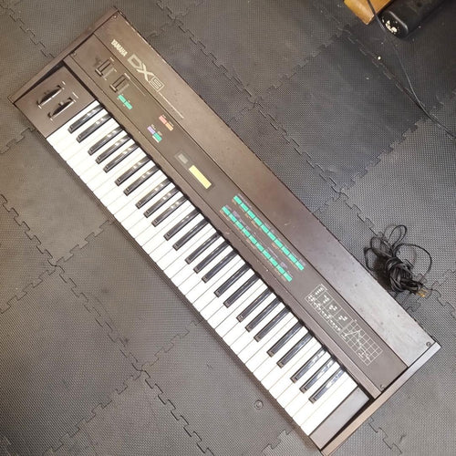 Yamaha Analog Synthesizer Dx9
