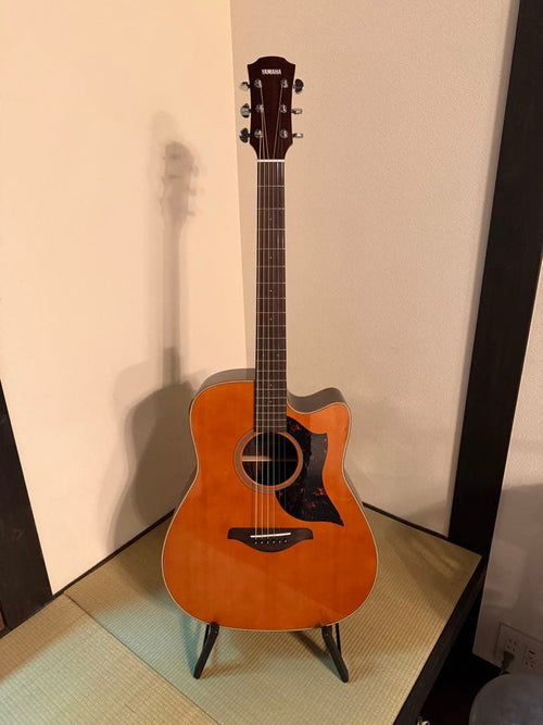 Yamaha Acoustic Guitar A1R