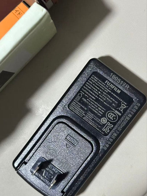 Instant Camera Body Instax Mini 90 Neo Classic
