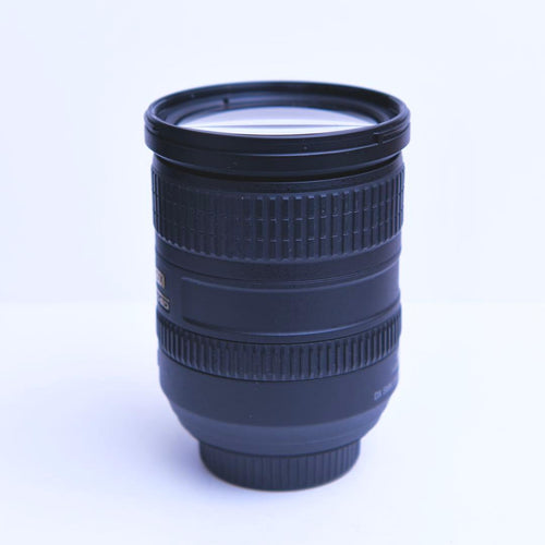 Nikon Zoom Lenses Af-S Dx Vr 18 F/3.5 5.6G Ed