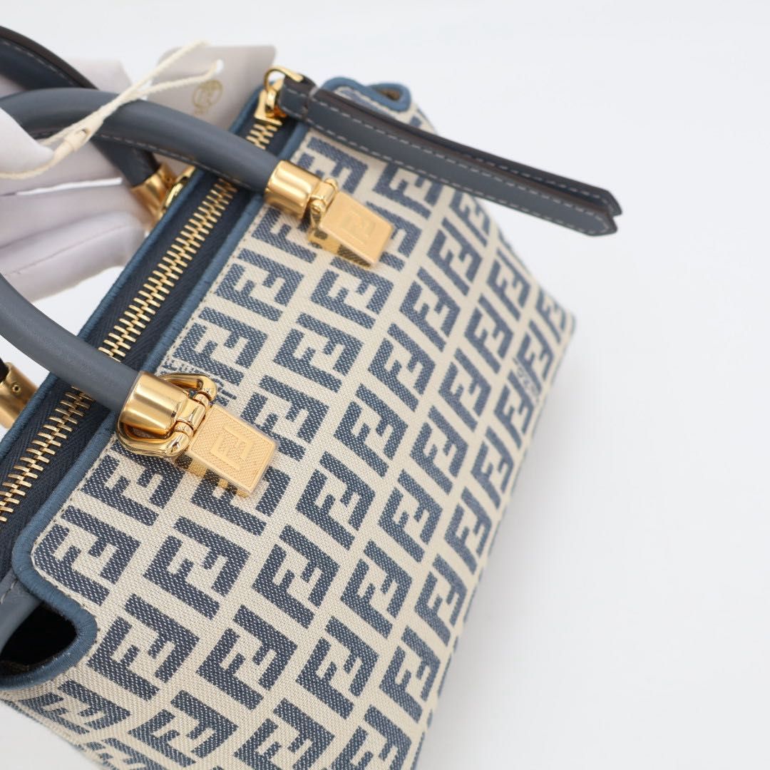 Shoulder Bag Fendi Ff 8Bs067 Arbn