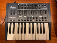 Analog Synthesizers Arturia Minibrute