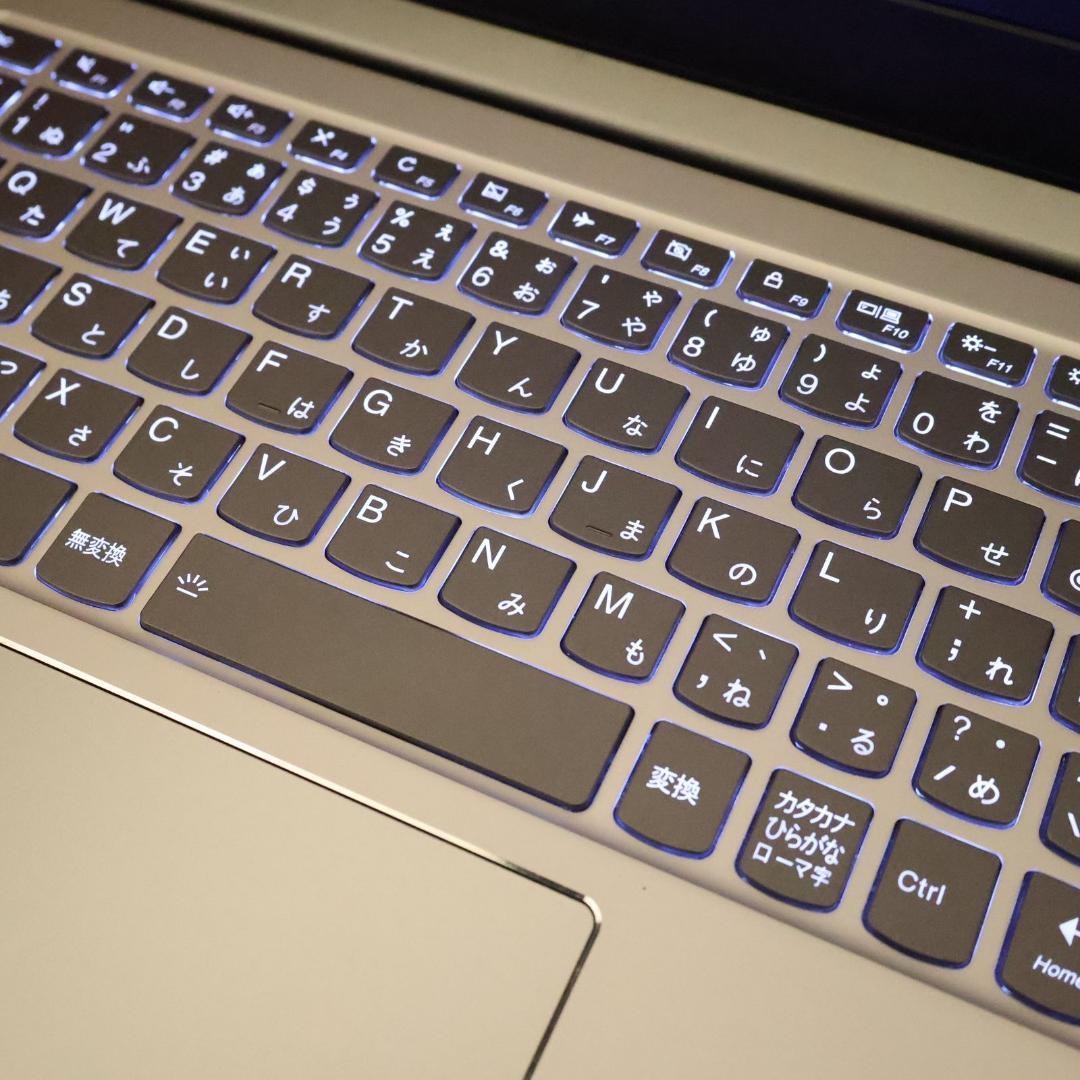 Lenovo Windows Notebook Body Win11 Corei3/ 8G/Ssd/Fhd/