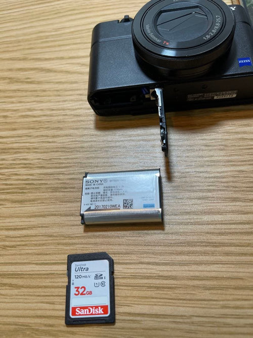 Compact Digital Cameras Sony Cyber-Shot Dsc-Rx100M3
