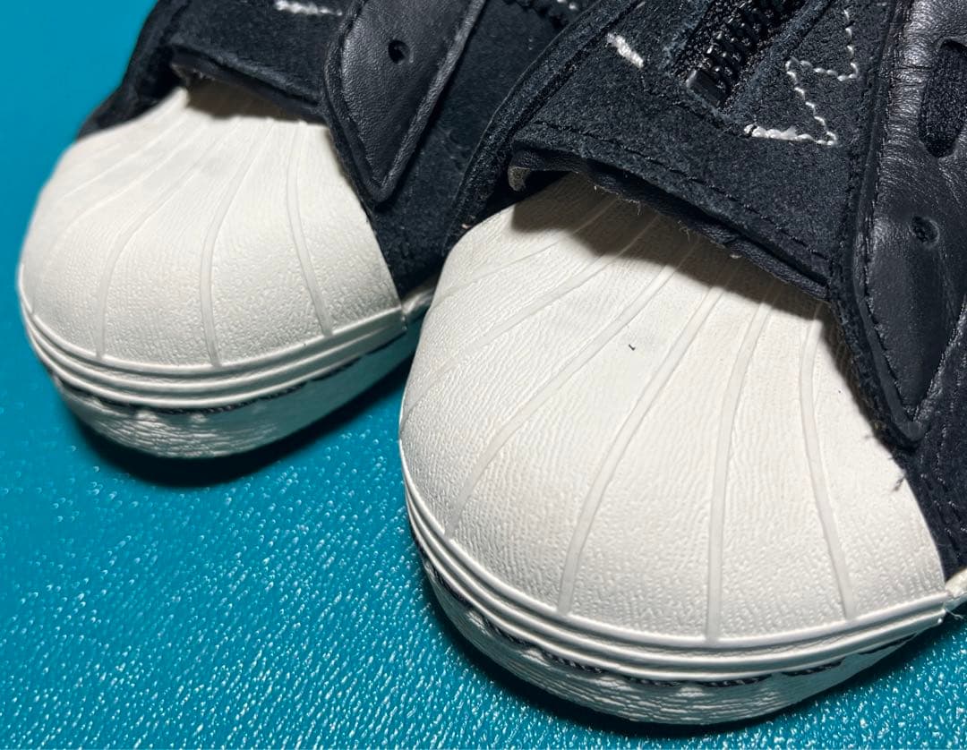 Adidas Sneakers Neighborhood