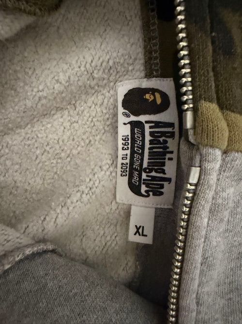 A Bathing Ape Hoodies Xl