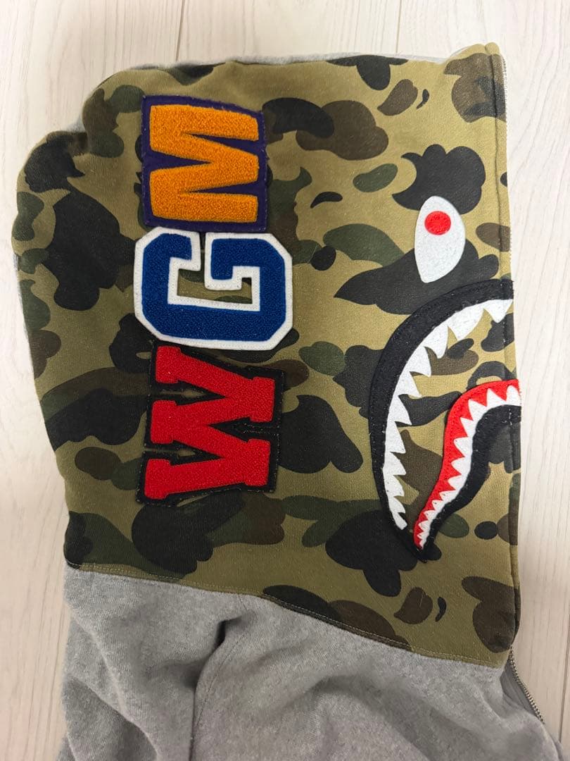 A Bathing Ape Hoodies Xl