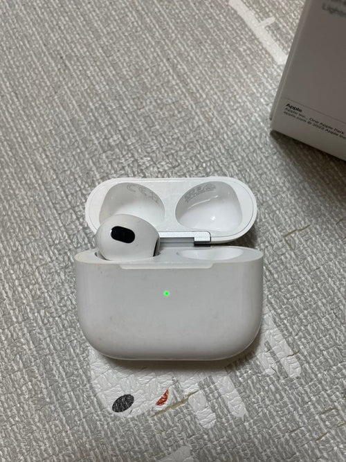 Apple Airpods (3Rd Generation)